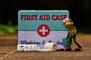first aid, frog, medic, nurse, fun, can, tin can, sheet, coloured, metal cans, metal, emergency, medicine cabinet, cute, funny, figure, first aid, first aid, first aid, first aid, first aid, nurse