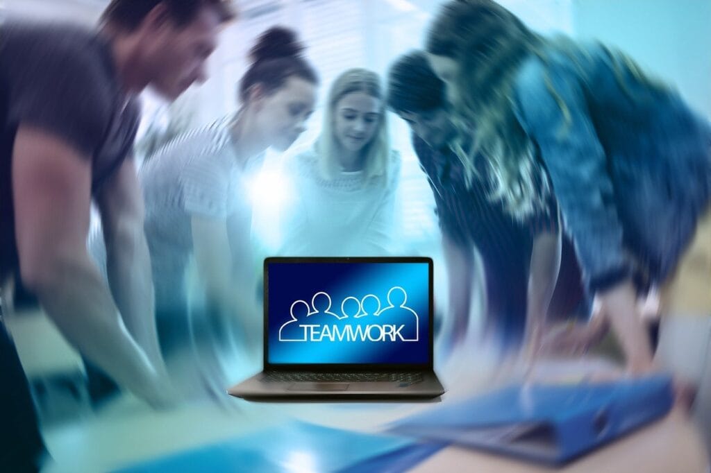 Jak zbudować efektywny zespół w małej firmie i dlaczego to się opłaca