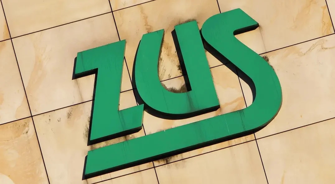 Wsparcie z ZUS-u dla samozatrudnionych – co trzeba wiedzieć? 1 Ściana budynku ZUS