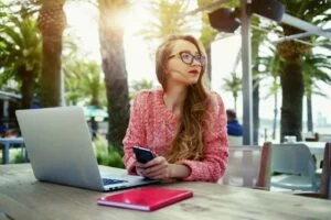 Praca zdalna zastąpi telepracę w Kodeksie pracy Workation