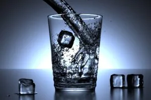 glass, water, ice cubes, drink, nature, cold, blue, glass of water, cold water, cold drink, refreshment, pour, pouring, pouring water